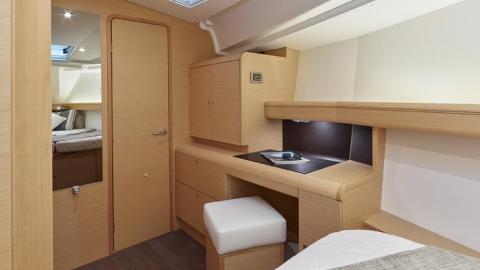 Jeanneau Sun Odyssey 449 : Cabine avant de propriétaire autre vue et autre finition Jeanneau Sun Odyssey 449 : Cabine avant de propriétaire autre vue et autre finition