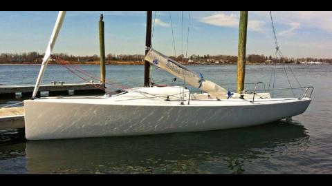 J-Boats - J-Composites J 70 à quai J-Boats - J-Composites J 70 à quai