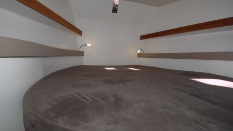 RM Yachts RM 1260: forward cabin RM Yachts RM 1260: forward cabin