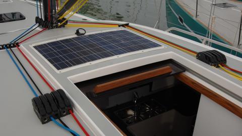 RM Yachts RM 1060 : accès depuis le cockpit RM Yachts RM 1060 : accès depuis le cockpit