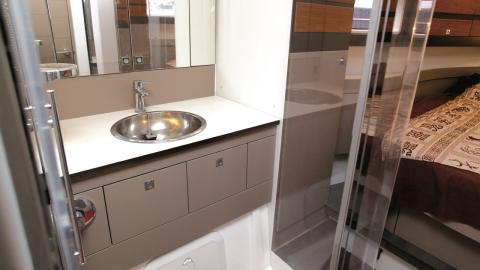 RM 1360 cabinet de toilette RM 1360 cabinet de toilette