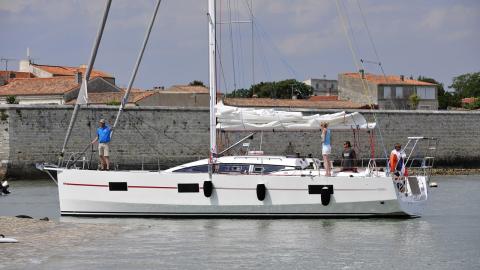 RM 1360 au mouillage RM 1360 au mouillage