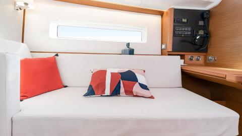 Jeanneau Sun Odyssey 380 :