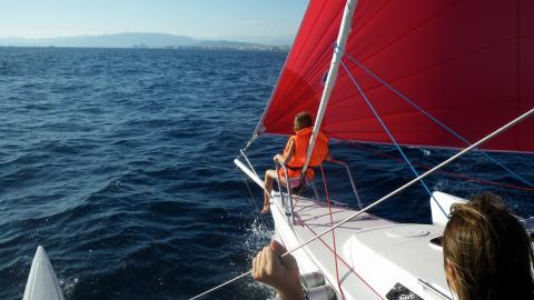 Astus 22 : navigation avec gennaker Astus 22 : navigation avec gennaker