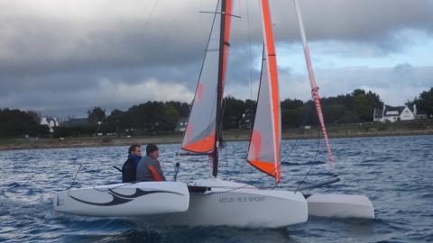 Astusboats Astus 16.5 : seul ou à 2 Astusboats Astus 16.5 : seul ou à 2