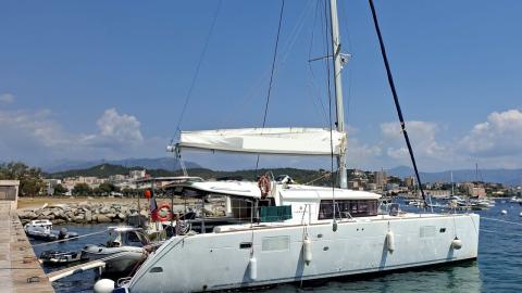 Lagoon 450 F : En Marina