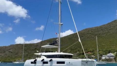 CNB Lagoon 46 : Au mouillage