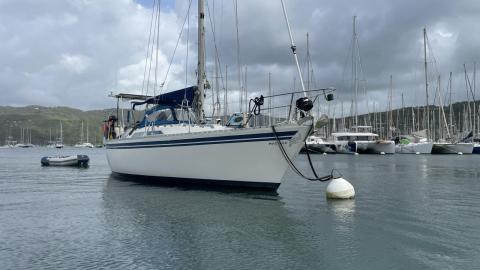 Moody Boats Moody 37 : Au mouillage en Marinique