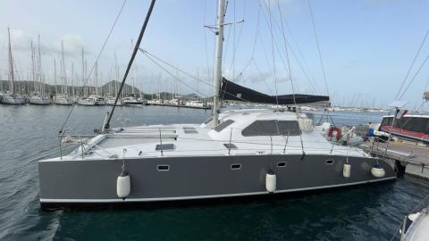 Multicap-Caraïbes Punch 12,50 : Au ponton A&C Yachts en Martinique