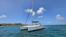 Fountaine Pajot Lavezzi 40 : Au mouillage en Martinique Fountaine Pajot Lavezzi 40 : Au mouillage en Martinique