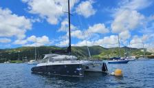 Lady Hawk Catamarans LH 37 Sport : Au mouillage en Martinique