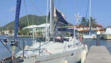 Bénéteau Oceanis 461 : En marina