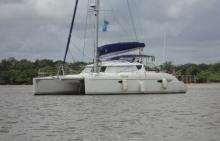 Au mouillage - Fountaine Pajot Lavezzi 40 Maestro, Occasion (2007) - Martinique (Ref 454)