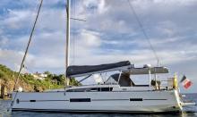 Dufour 520 Grand-Large : Au mouillage en Guadeloupe Dufour 520 Grand-Large : Au mouillage en Guadeloupe