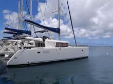 Lagoon 450F : En marina Lagoon 450F : En marina