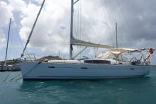 Bénéteau Oceanis 40 : Au mouillage en Martinique