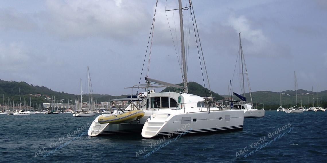 Lagoon Lagoon 380 : Mouillage en Martinique Lagoon Lagoon 380 : Mouillage en Martinique