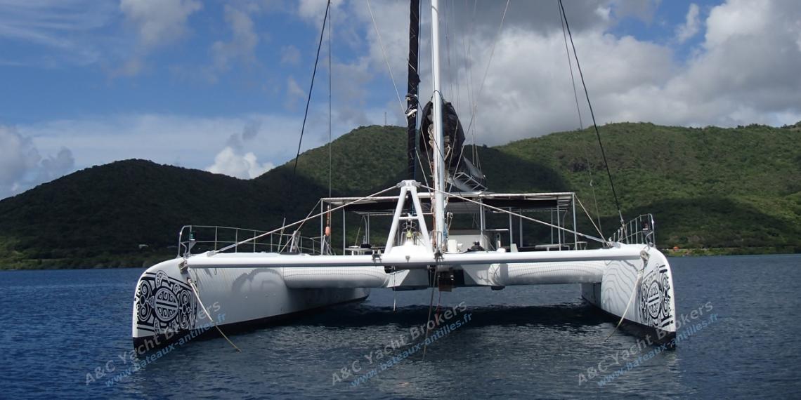 Fountaine Pajot Taïti 75 : Au mouillage Fountaine Pajot Taïti 75 : Au mouillage