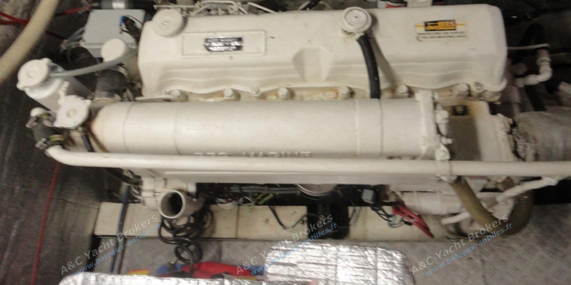 Cheoy Lee Europa 53’ : Moteur Ford Lees 120 cv Cheoy Lee Europa 53’ : Moteur Ford Lees 120 cv