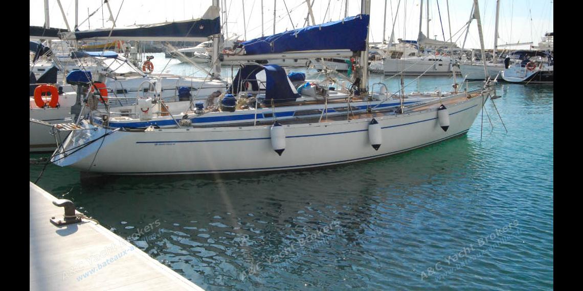 Grand-Soleil à quai - Del Pardo Grand Soleil 46', Occasion (1987) - Île de Grenade (Ref 288) Grand-Soleil à quai - Del Pardo Grand Soleil 46', Occasion (1987) - Île de Grenade (Ref 288)