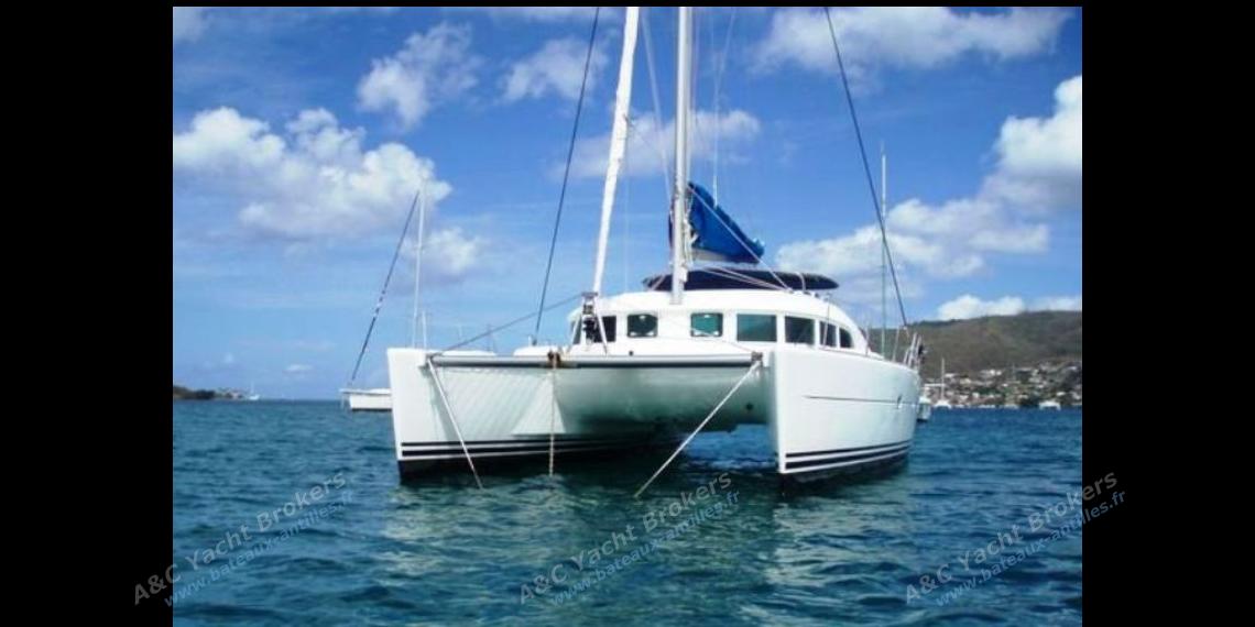Au mouillage - Lagoon Lagoon 380, Occasion (1999) - Martinique (Ref 385) Au mouillage - Lagoon Lagoon 380, Occasion (1999) - Martinique (Ref 385)