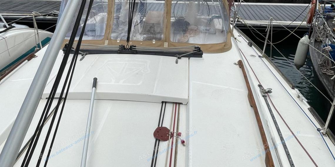 Dufour 375 Grand Large : Capote de roof Dufour 375 Grand Large : Capote de roof