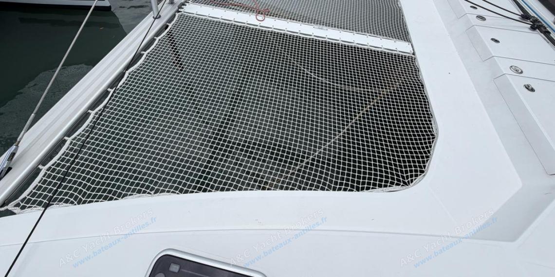 Nautitech 40 open : Trampolines autre vue Nautitech 40 open : Trampolines autre vue