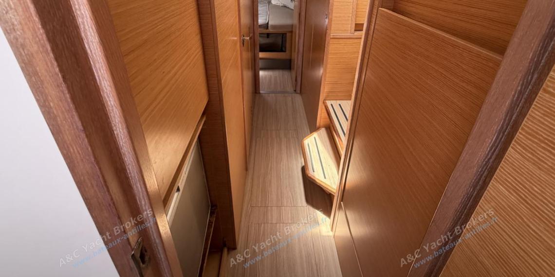 Nautitech 40 open : Coque tribord Nautitech 40 open : Coque tribord