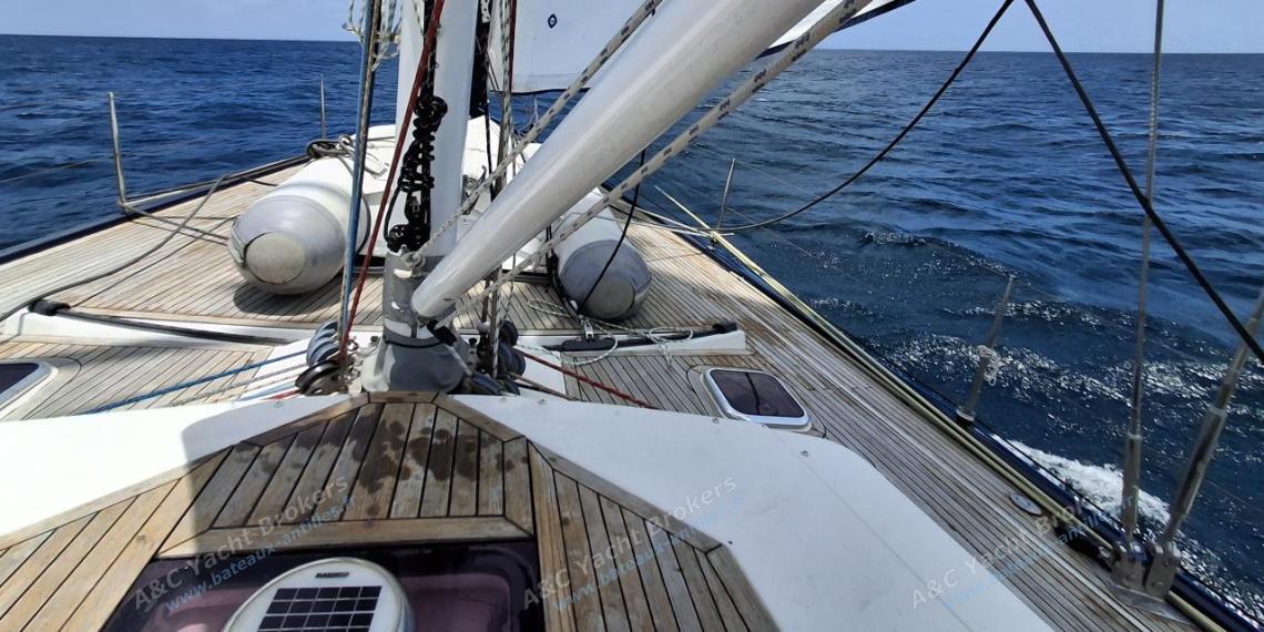 Hanse Yachts 540e : Hale bas rigide Hanse Yachts 540e : Hale bas rigide
