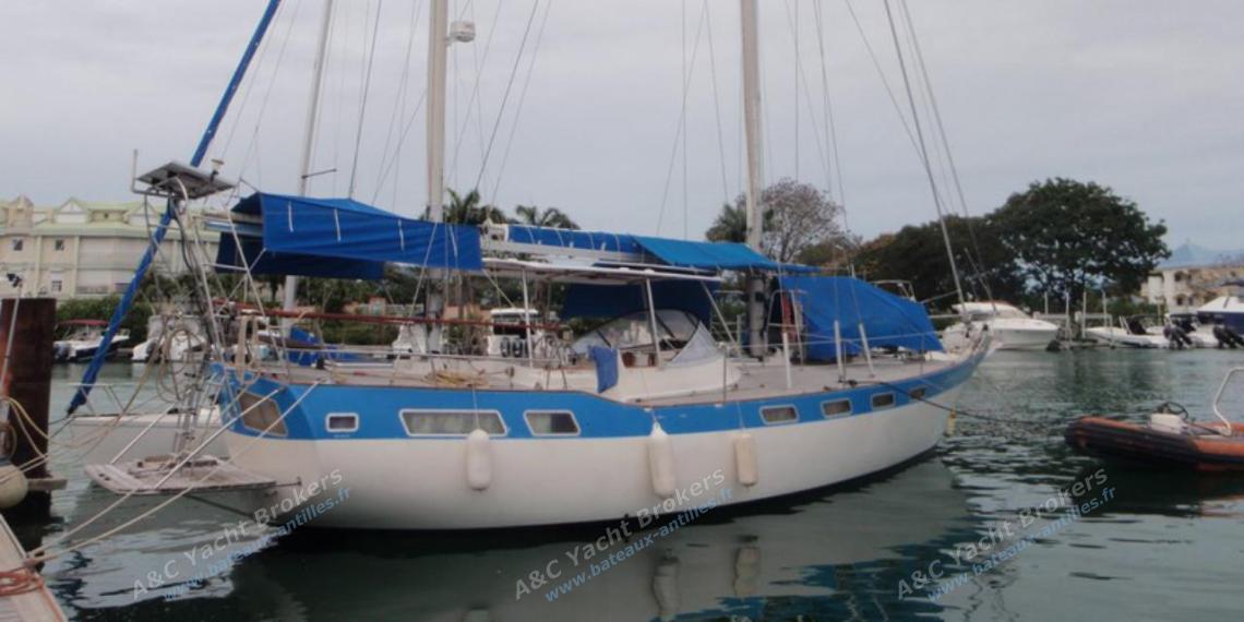Wauquiez Amphitrite 43 : En marina Wauquiez Amphitrite 43 : En marina