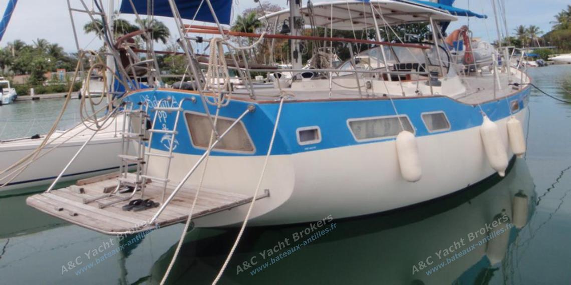 Wauquiez Amphitrite 43 : En marina autre vue Wauquiez Amphitrite 43 : En marina autre vue