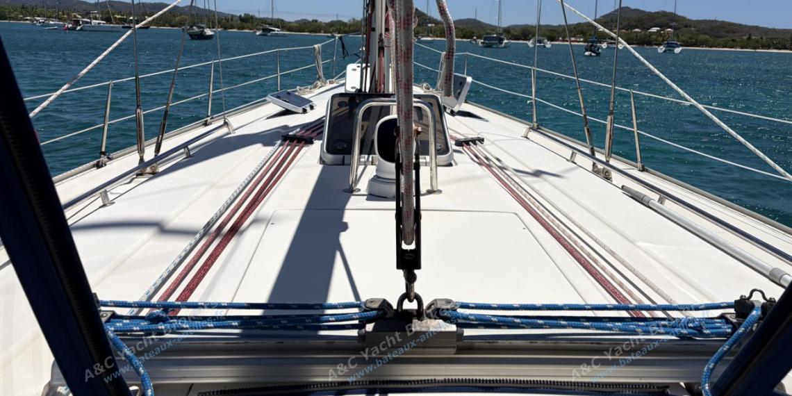 Bavaria 46 : Roof vue depuis la capote de roof Bavaria 46 : Roof vue depuis la capote de roof
