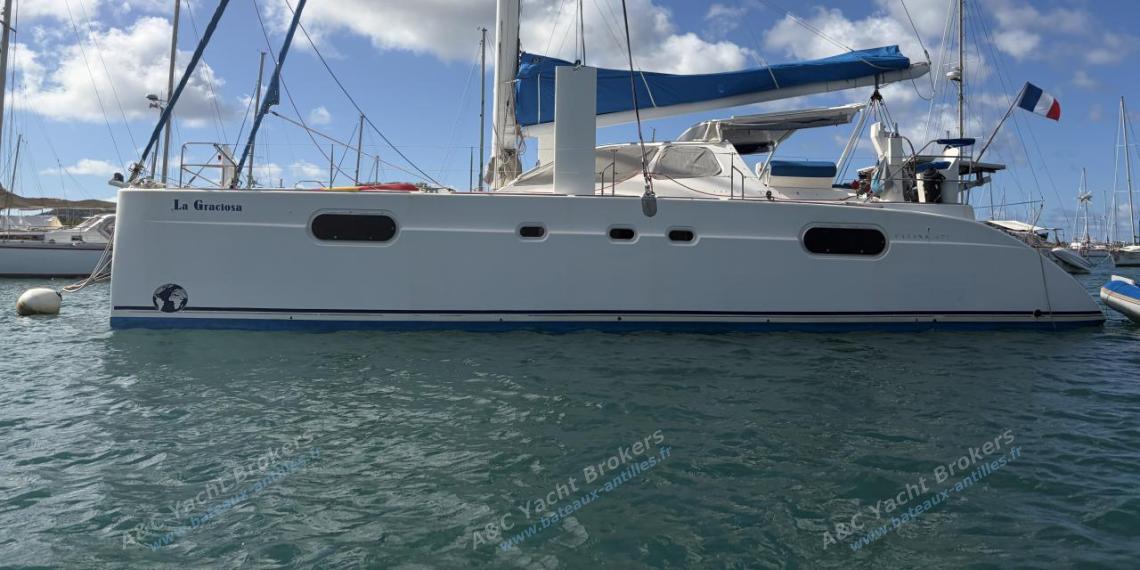 Catana 471 Owner Version : Au mouillage en Martinique Catana 471 Owner Version : Au mouillage en Martinique