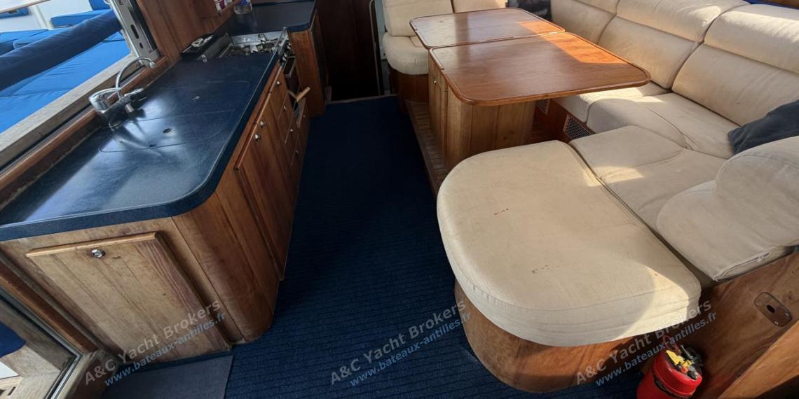 Catana 471 Owner Version : Carré autre vue Catana 471 Owner Version : Carré autre vue