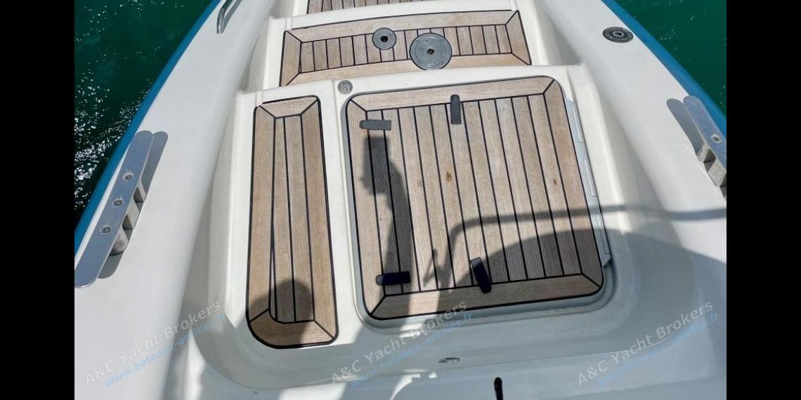 Catana 471 Version propriétaire : Jupe bâbord Catana 471 Version propriétaire : Jupe bâbord