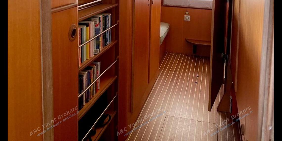 Catana 471 Version propriétaire : Coque tribord Catana 471 Version propriétaire : Coque tribord