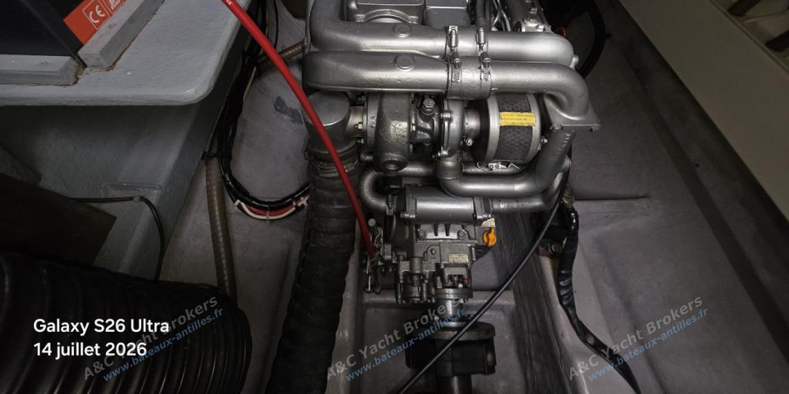 Catana Catana 582 : Moteur Yanmar 4JH3-DTE Catana Catana 582 : Moteur Yanmar 4JH3-DTE