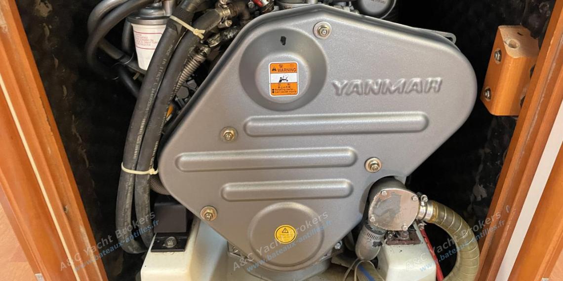 Bénéteau Cyclades 39.3 : Moteur Yanmar autre vue Bénéteau Cyclades 39.3 : Moteur Yanmar autre vue