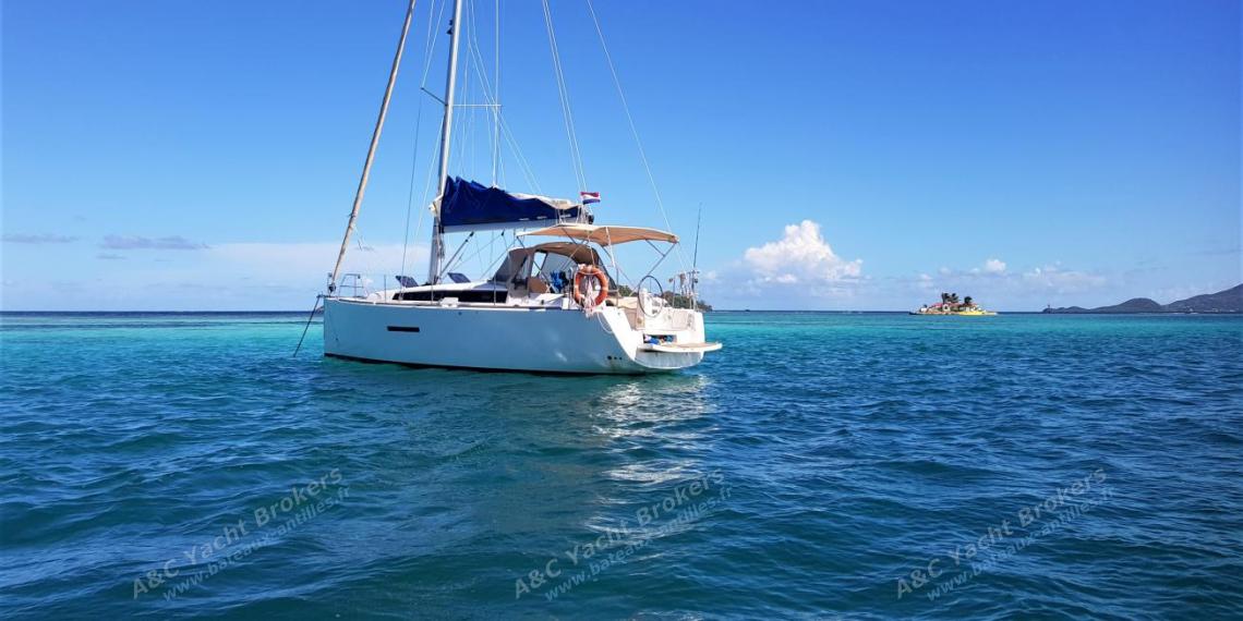 Dufour 380 Grand'Large: Au mouillage en Caraibes Dufour 380 Grand'Large: Au mouillage en Caraibes