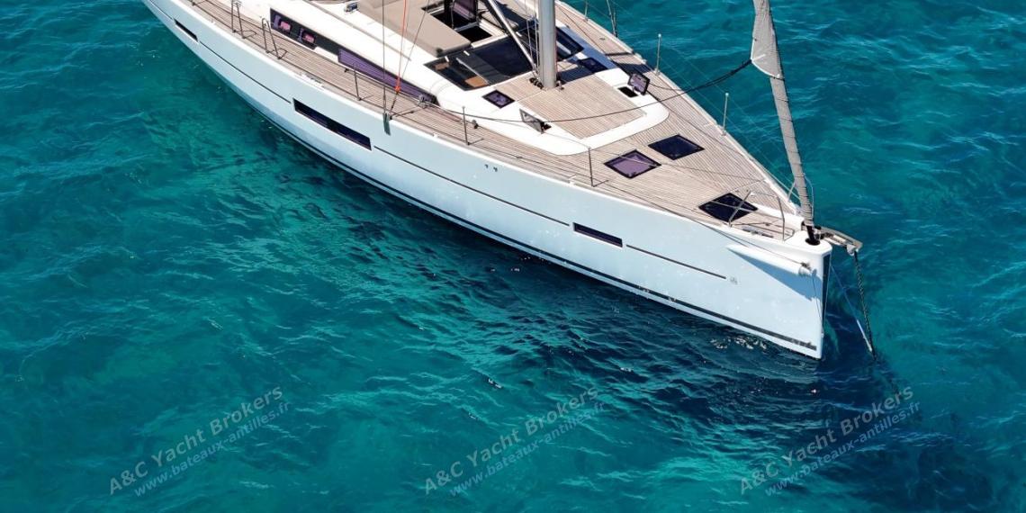 Dufour 500 Grand'Large : Au mouillage autre vue Dufour 500 Grand'Large : Au mouillage autre vue
