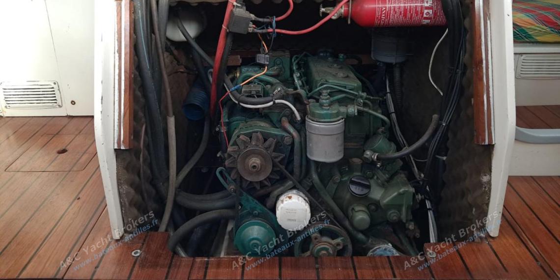 Bénéteau Evasion 36 : Moteur Volvo 2003T Bénéteau Evasion 36 : Moteur Volvo 2003T
