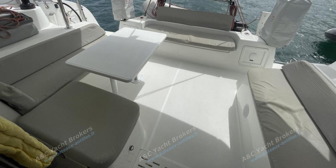 Excess Excess 11 : Cockpit vu depuis le carré Excess Excess 11 : Cockpit vu depuis le carré