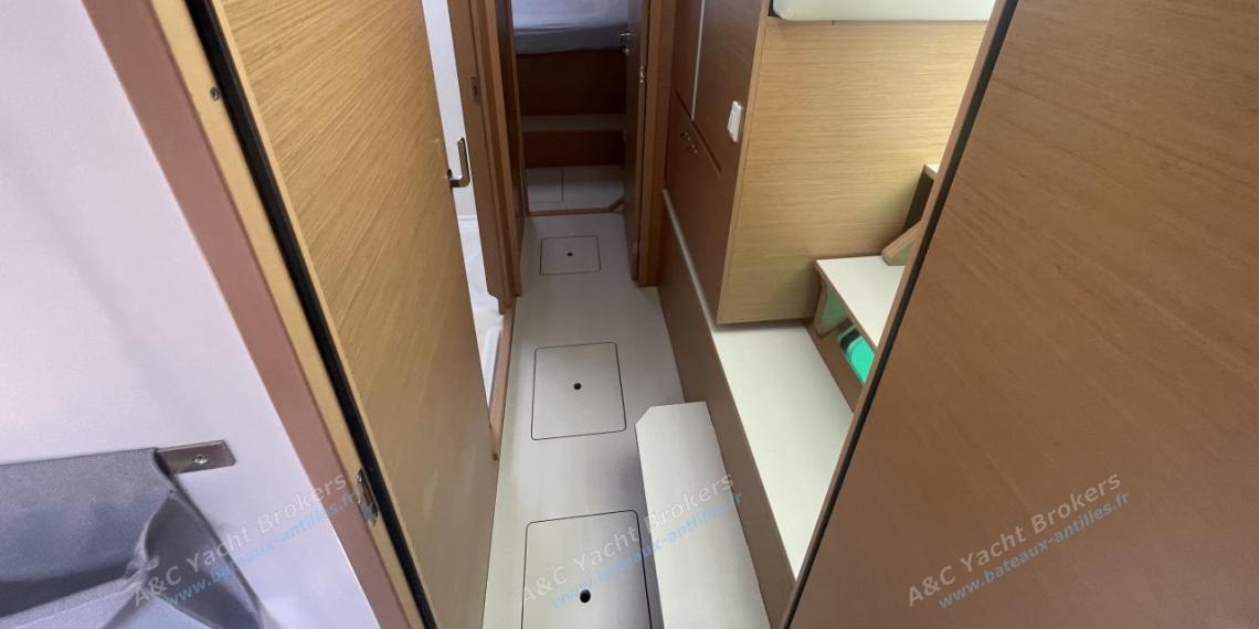 Excess Excess 11 : Coque bâbord Excess Excess 11 : Coque bâbord