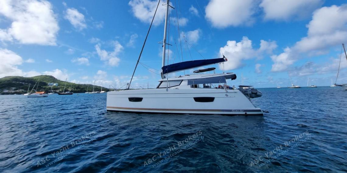 Fountaine Pajot Hélia 44 Quatuor : Au mouillage du Marin en Martinique Fountaine Pajot Hélia 44 Quatuor : Au mouillage du Marin en Martinique