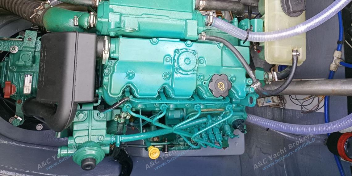 Fountaine Pajot Hélia 44 : Moteur Volvo D2-40 Fountaine Pajot Hélia 44 : Moteur Volvo D2-40