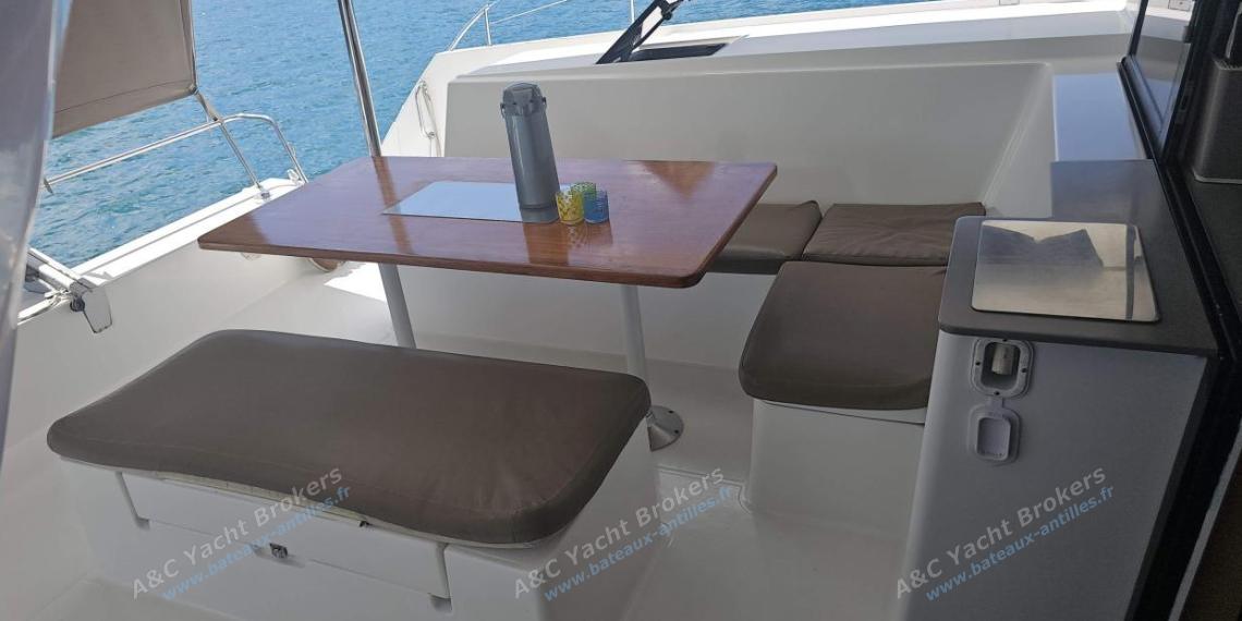 Fountaine Pajot Hélia 44 : Cockpit Fountaine Pajot Hélia 44 : Cockpit