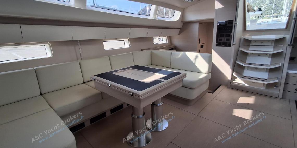 Jeanneau Yacht 65 : Carré autre vue Jeanneau Yacht 65 : Carré autre vue