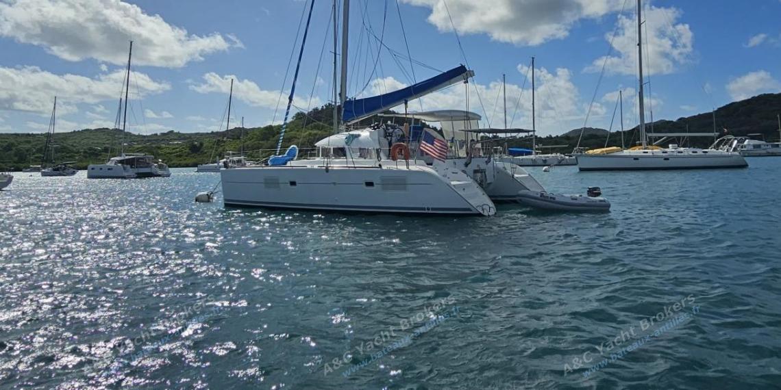 Lagoon 380 trois cabines : Lagoon 380 trois cabines :
