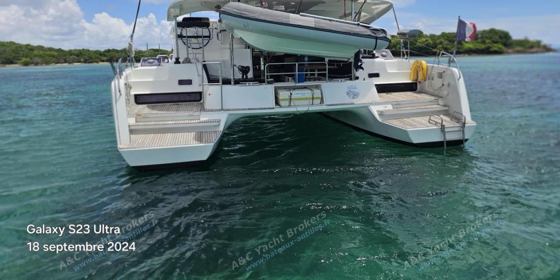 Lagoon 42 : Annexe sur bossoirs Lagoon 42 : Annexe sur bossoirs