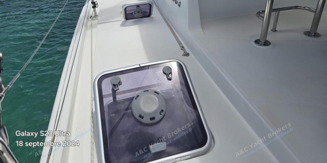 Lagoon 42 : Passavant bâbord Lagoon 42 : Passavant bâbord